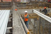 FABRICACION Y MONTAJE DE ESTRUCTURAS METALICAS DEL CENTRO COMERCIAL PLAZA VEA - CHIMBOTE