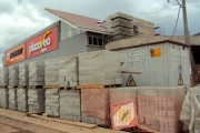 FABRICACI&Oacute;N Y MONTAJE DE ESTRUCTURAS METALICAS C.C. SAN JERONIMO - PLAZA VEA - PROMART